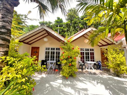 boutique hotels in Ari Atoll