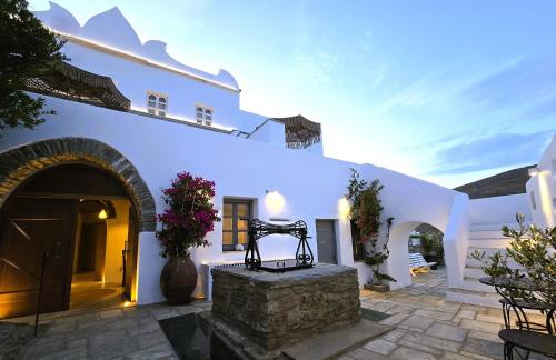 boutique hotels in Tinos Town