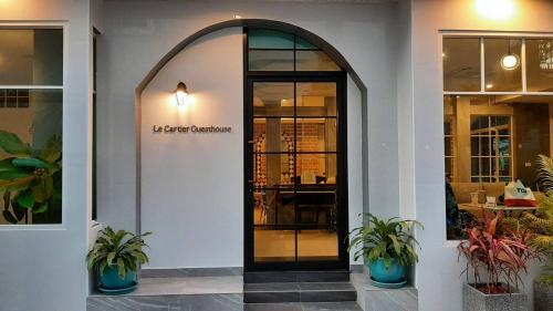 boutique hotels in Phuket Town