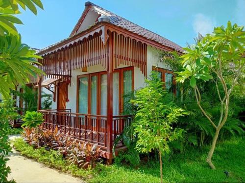 boutique hotels in Mandalay Region