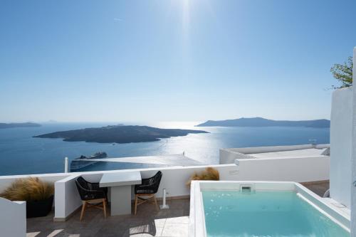 boutique hotels in Fira