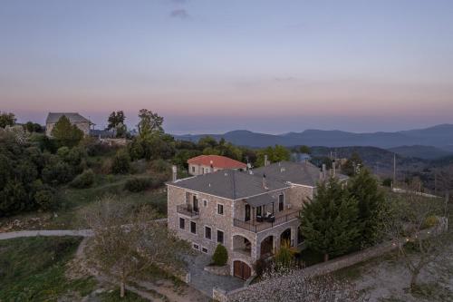 boutique hotels in Leonídion