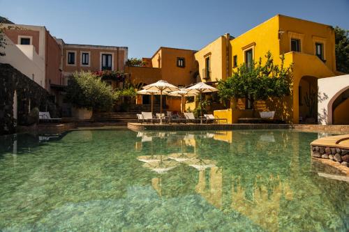 boutique hotels in Santa Marina Salina