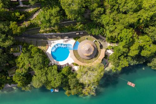 boutique hotels in Lago Peten Itza