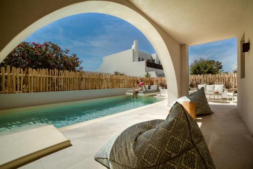 boutique hotels in Black Beach Santorini