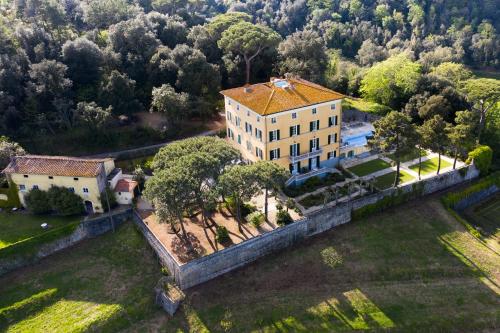 boutique hotels in Lucca Area