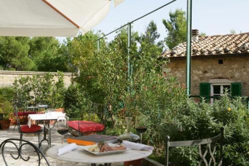 boutique hotels in Sovana