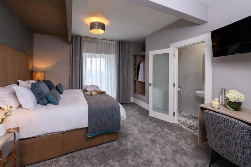 boutique hotels in Clare