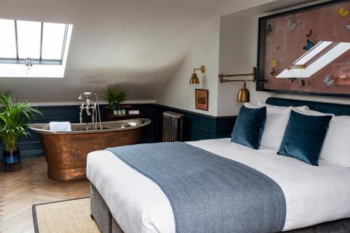 boutique hotels in Middlesex