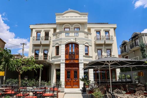 boutique hotels in Korçë County