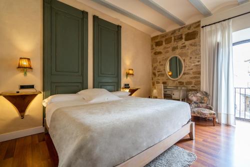 boutique hotels in Mengibar